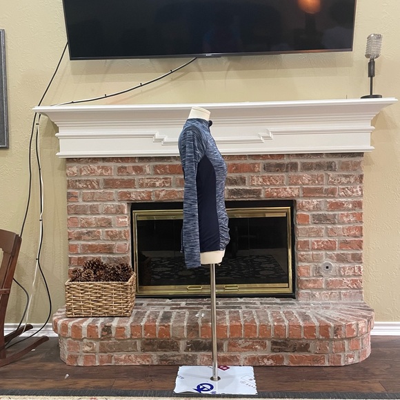 Kyodan zip up grey athleisure/athletic track jacket / XS / Excellent condition - Picture 11 of 13